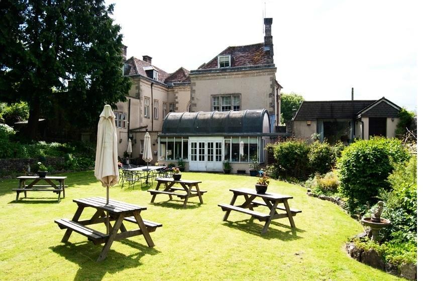 Bowlish House Bed & Breakfast เชพตันมัลเล็ต ภายนอก รูปภาพ