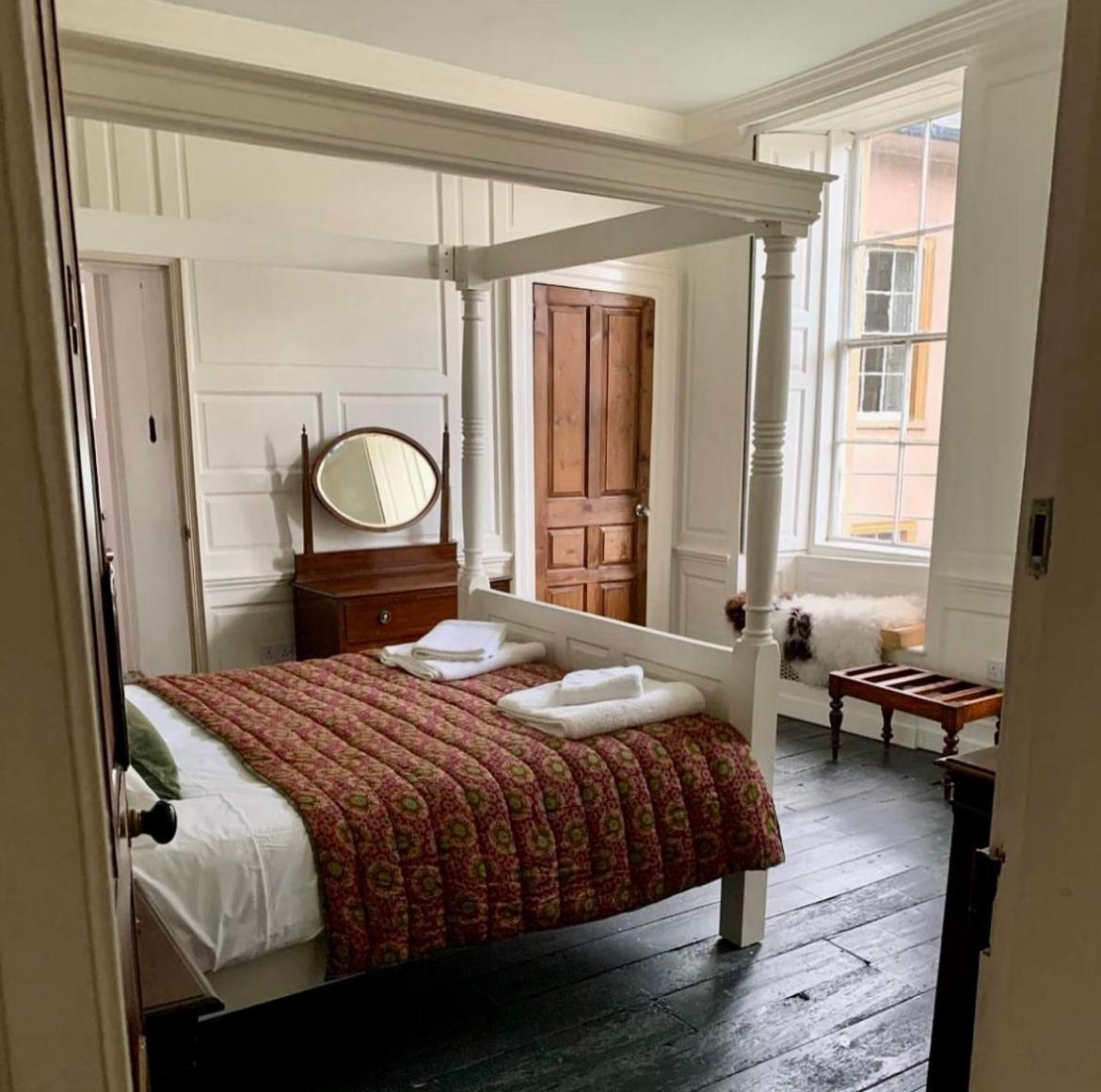 Bowlish House Bed & Breakfast เชพตันมัลเล็ต ภายนอก รูปภาพ