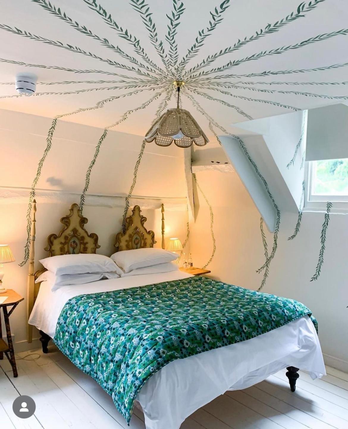Bowlish House Bed & Breakfast เชพตันมัลเล็ต ภายนอก รูปภาพ