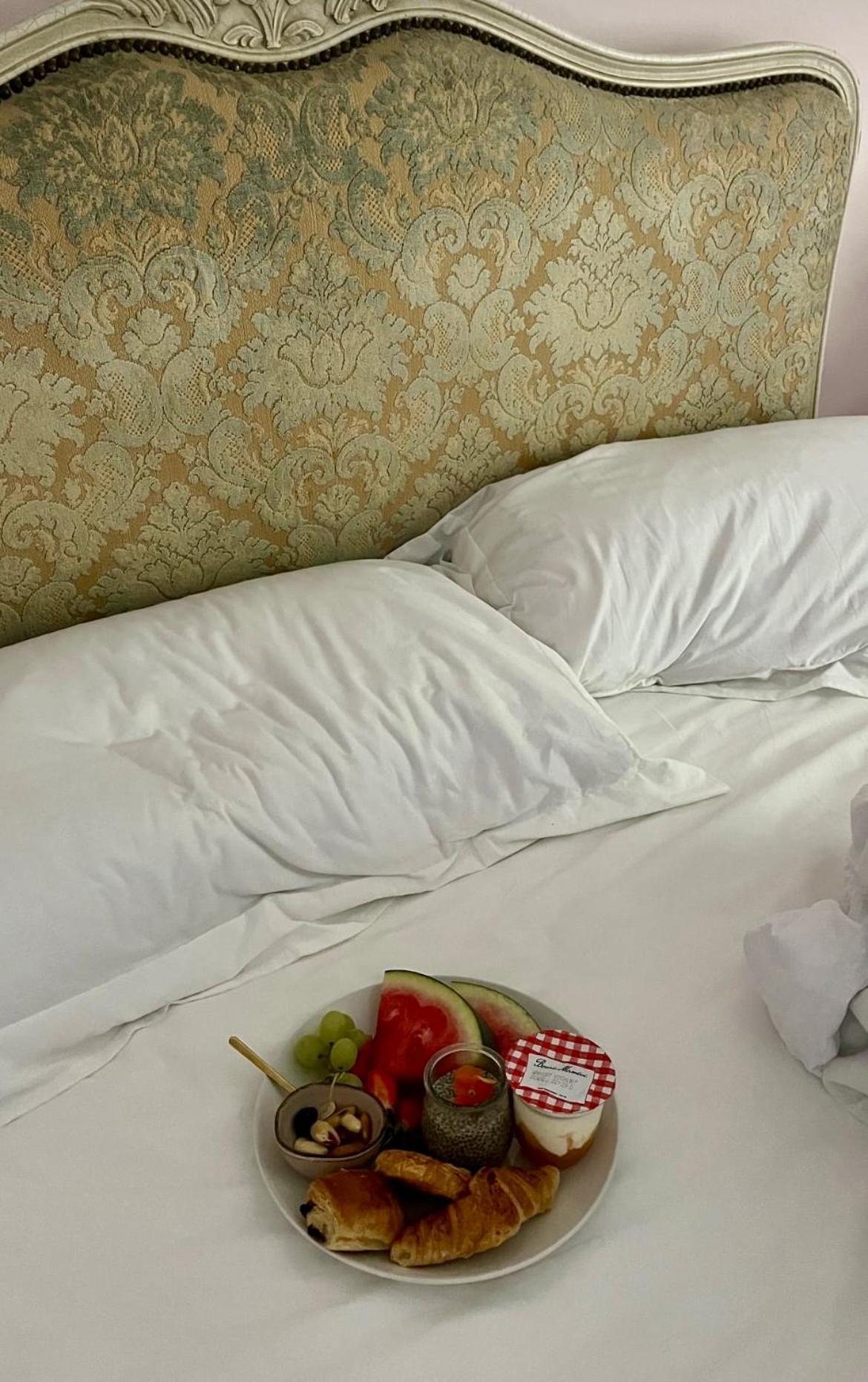 Bowlish House Bed & Breakfast เชพตันมัลเล็ต ภายนอก รูปภาพ