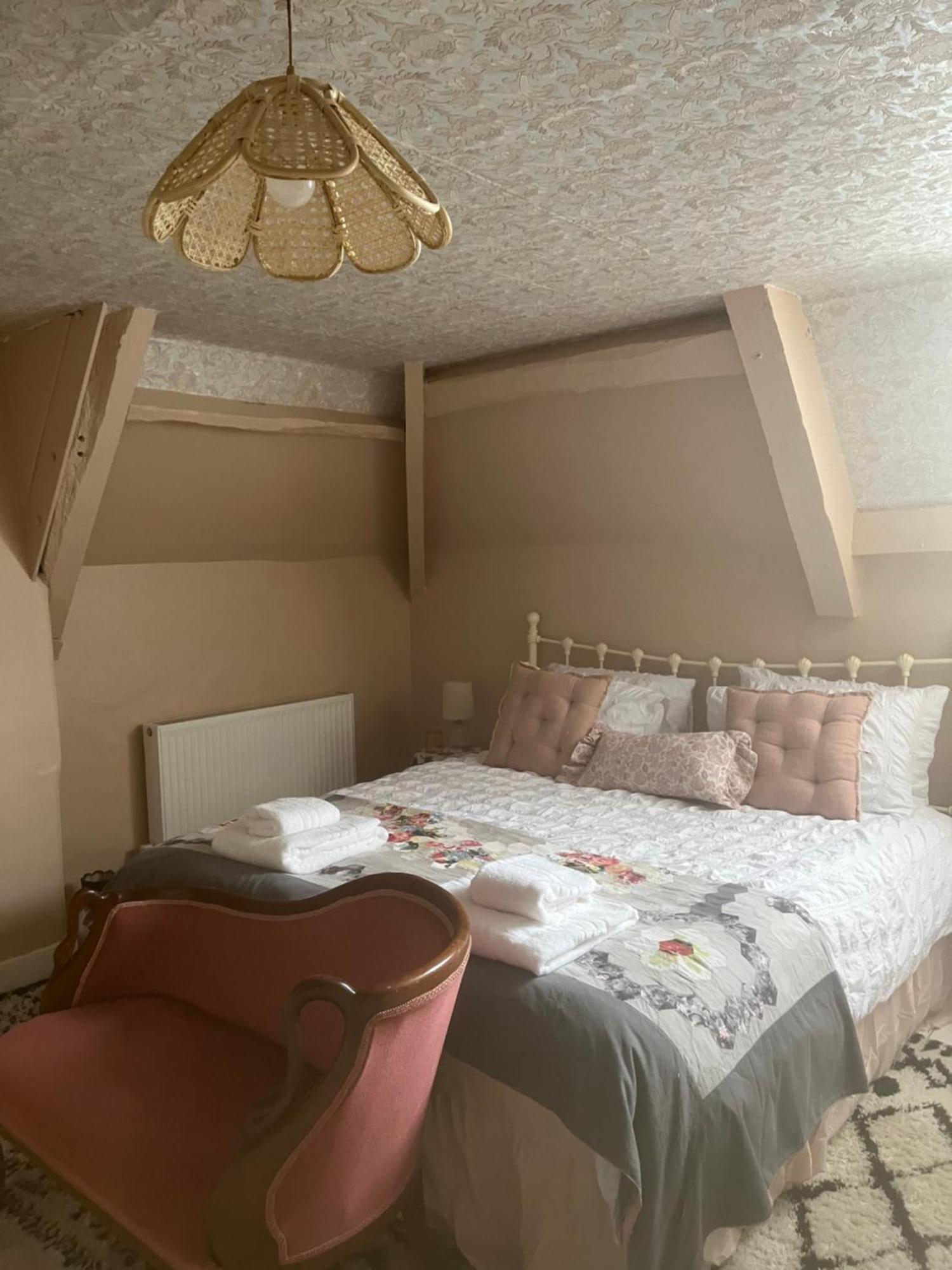 Bowlish House Bed & Breakfast เชพตันมัลเล็ต ภายนอก รูปภาพ